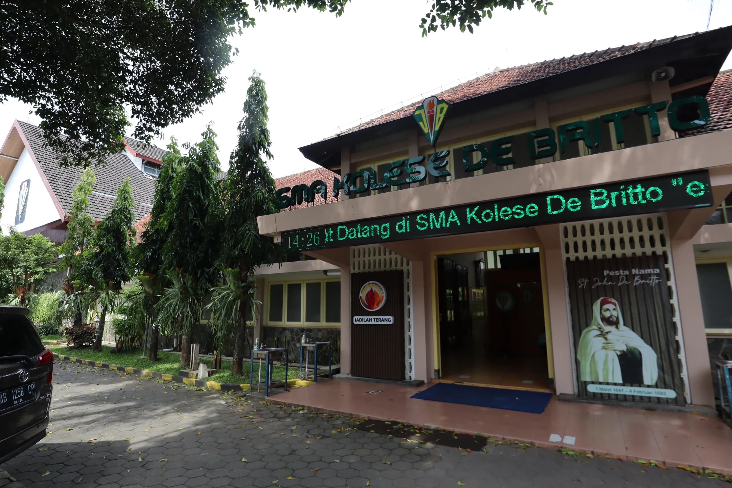 SMA Kolese De Britto campus
