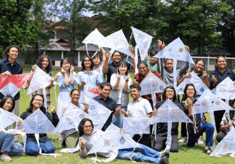 Kolese De Britto Activity
