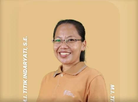 M.I. Titik Indaryati, S.E.