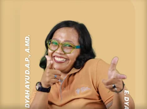 E. Dyah Ayu D.A.P., A.MD.